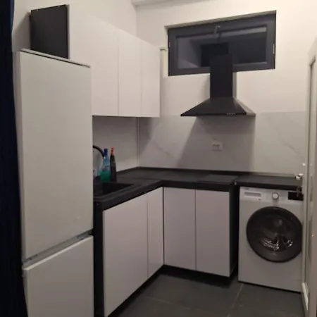 Apartment Motrou Pacii Militari *