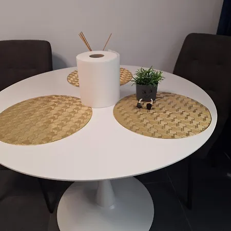 Motrou Pacii Militari Apartment