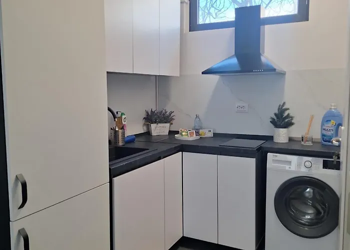 Metrou Pacii Militari Cu Parcare Inclusa *