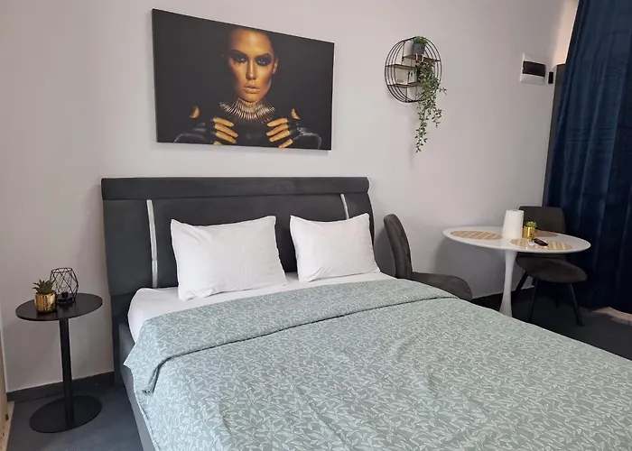 Motrou Pacii Militari Appartement *